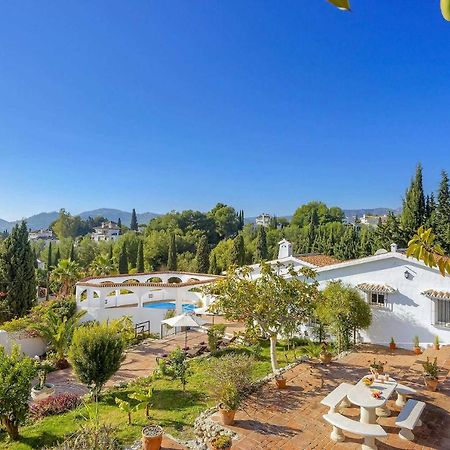 Private Heated Pool, Jacuzzi & 1225M2 Garden In Villa Cipreses Frigiliana Εξωτερικό φωτογραφία
