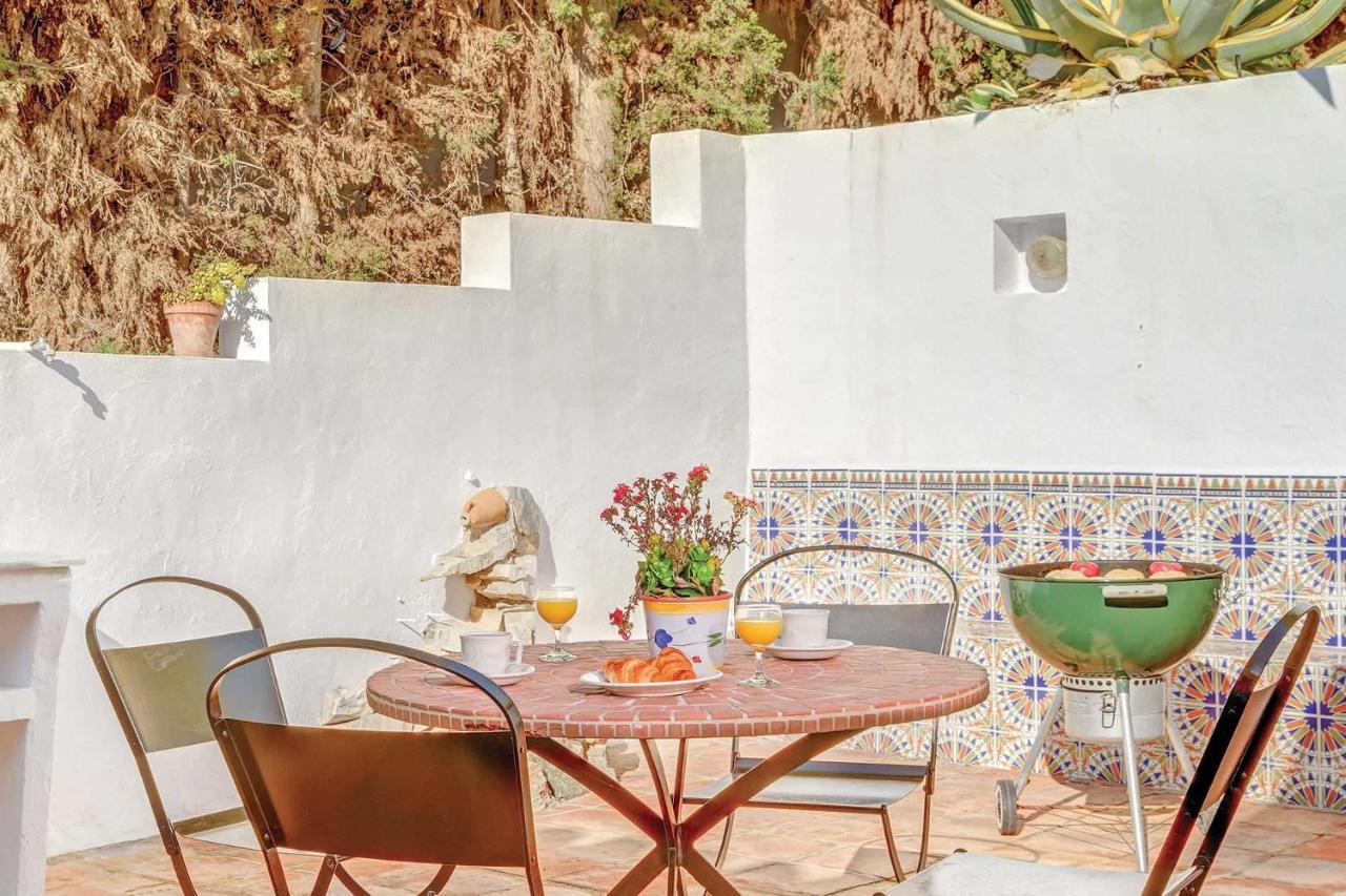 Private Heated Pool, Jacuzzi & 1225M2 Garden In Villa Cipreses Frigiliana Εξωτερικό φωτογραφία