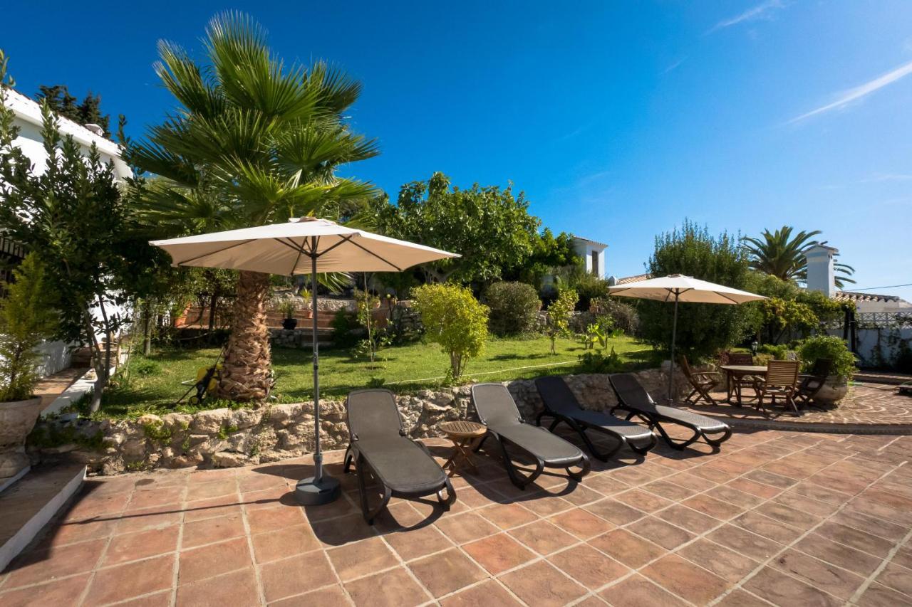 Private Heated Pool, Jacuzzi & 1225M2 Garden In Villa Cipreses Frigiliana Εξωτερικό φωτογραφία
