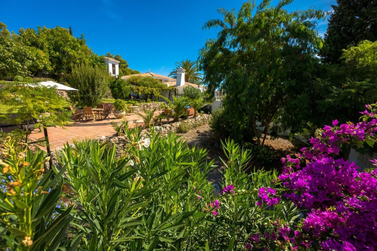 Private Heated Pool, Jacuzzi & 1225M2 Garden In Villa Cipreses Frigiliana Εξωτερικό φωτογραφία