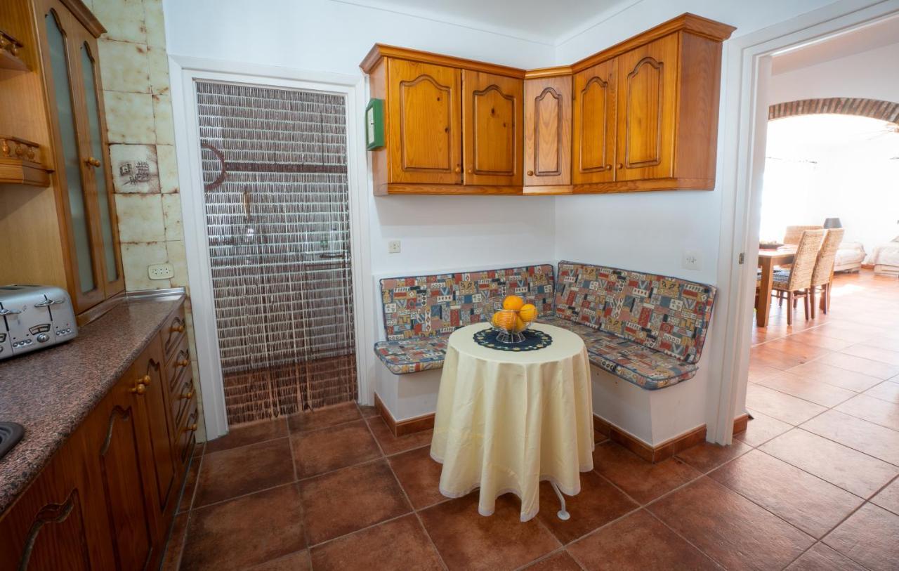 Private Heated Pool, Jacuzzi & 1225M2 Garden In Villa Cipreses Frigiliana Εξωτερικό φωτογραφία