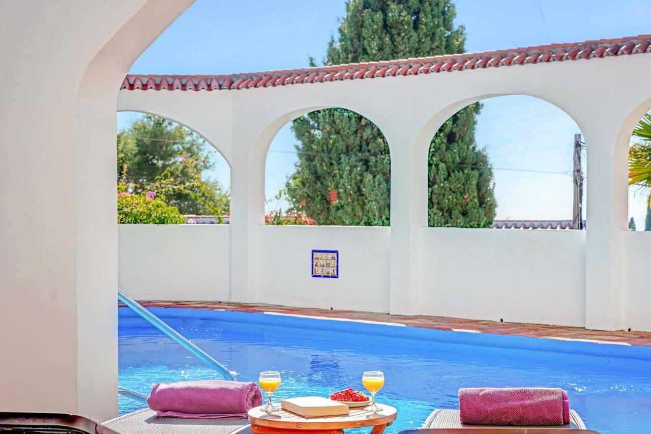 Private Heated Pool, Jacuzzi & 1225M2 Garden In Villa Cipreses Frigiliana Εξωτερικό φωτογραφία